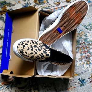 NIB! Keds 11M Double Decker Leopard tan slip ons .
